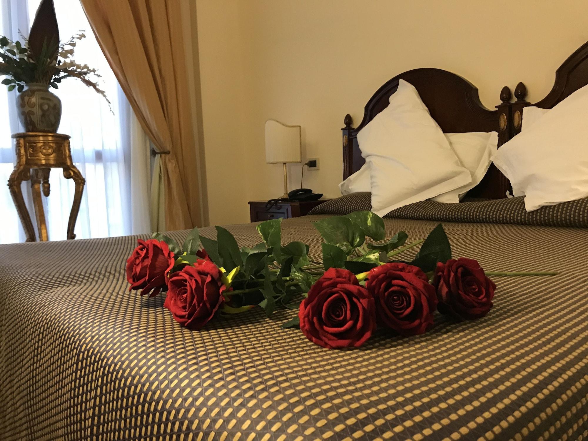 Grand Hotel Palace 마르살라 외부 사진