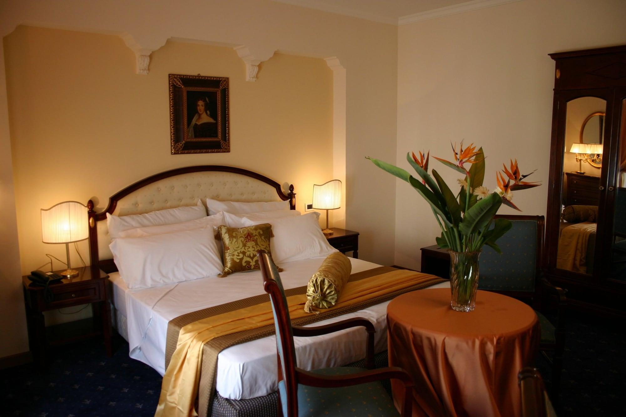 Grand Hotel Palace 마르살라 외부 사진 A room at the hotel